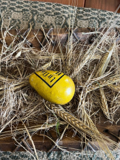 METAL YELLOW EGG AVAIL JAN 2025